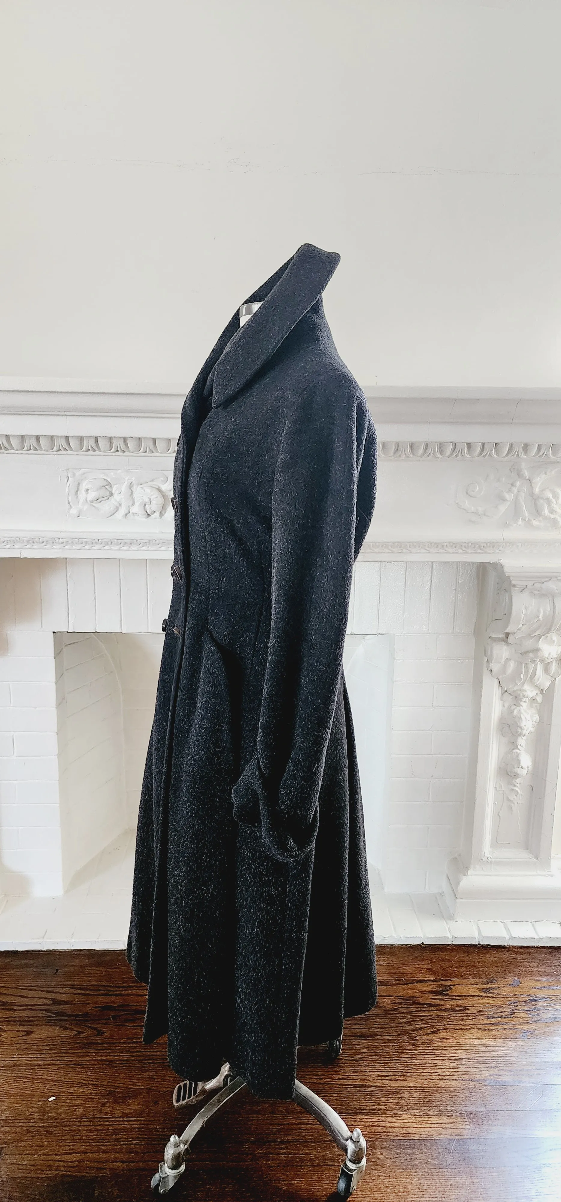 40s 50s Gray Wool Princess Coat w/Shawl Collar & Double Breasted Closure / Small