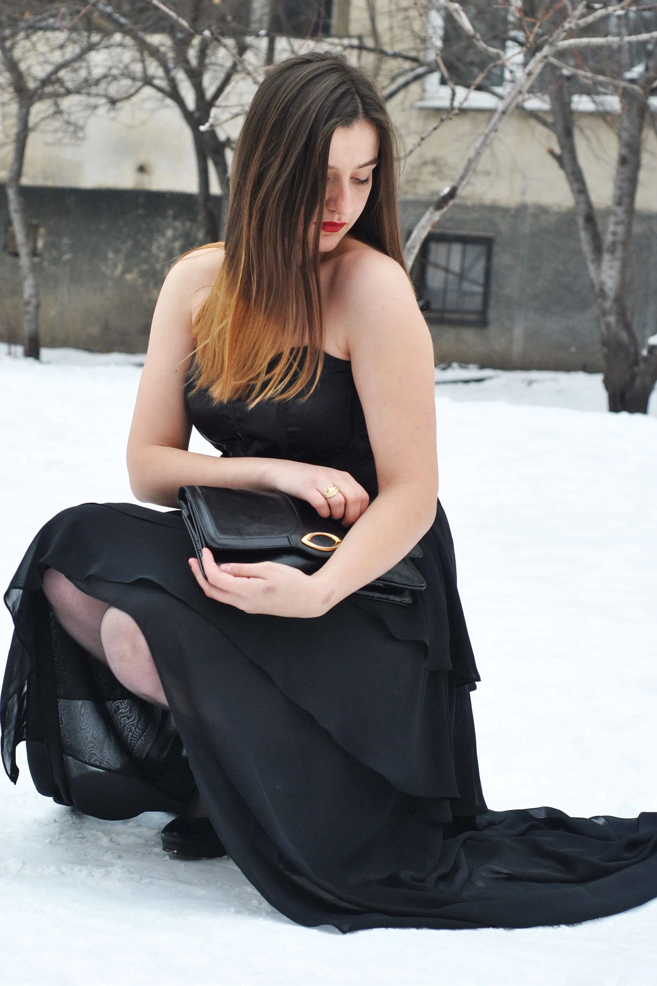 A-line Sweetheart High-low Length Chapel Chiffon Prom Dress