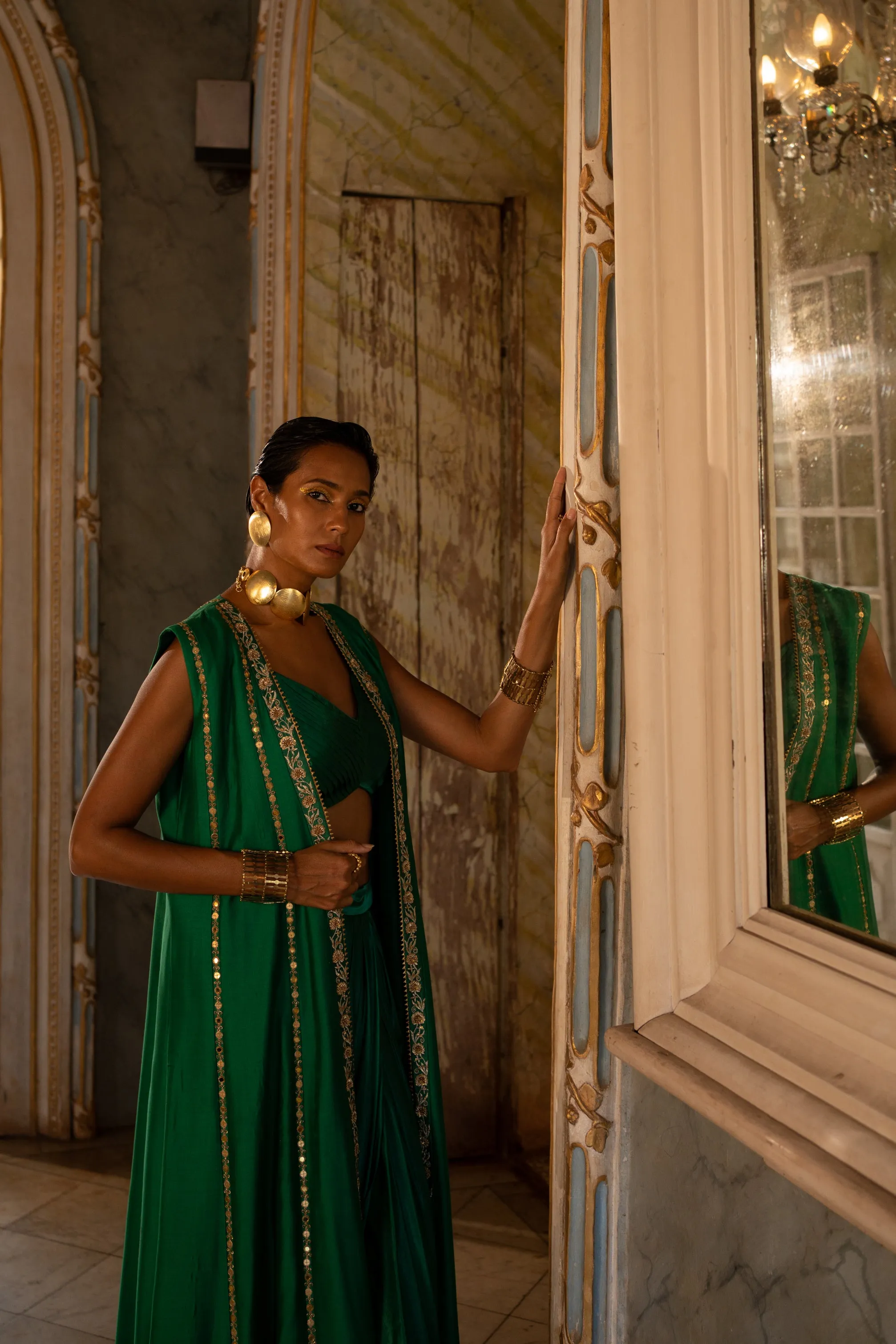 Ananya Set