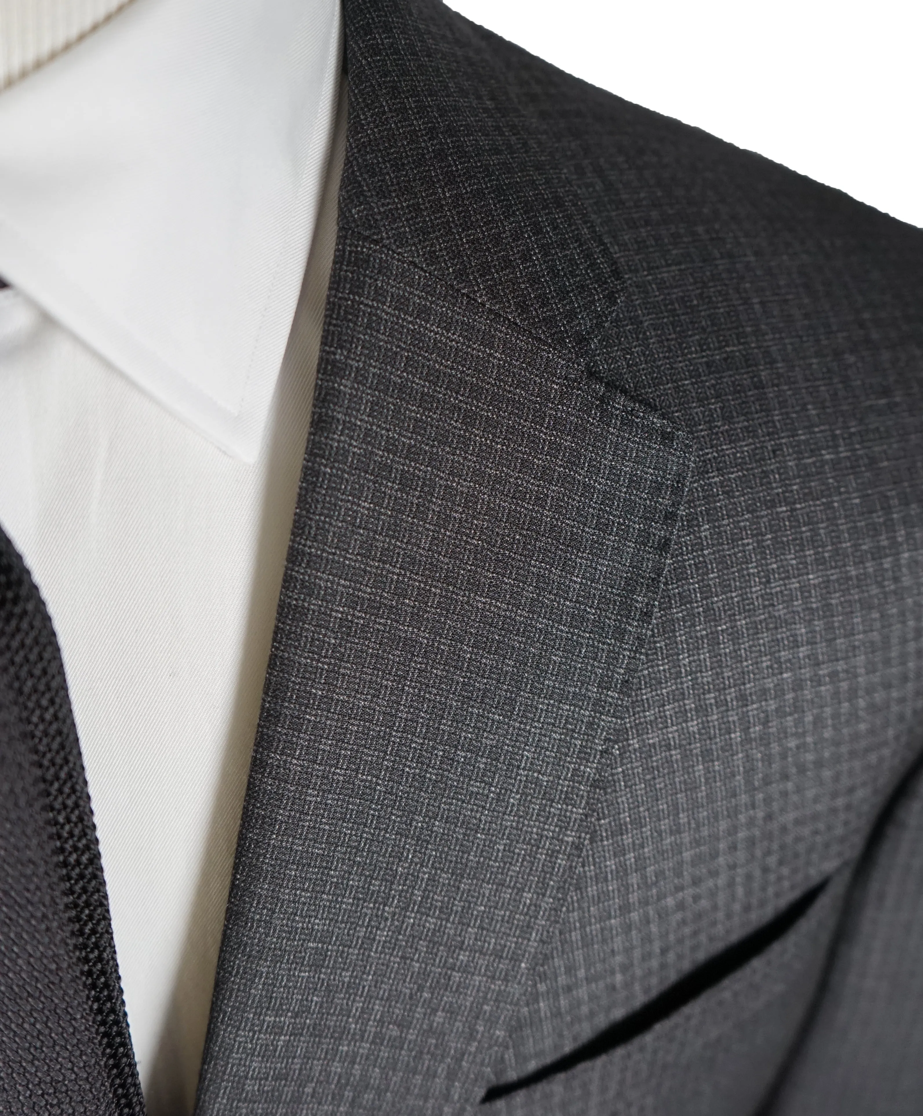 ARMANI COLLEZIONI - “M LINE” MICRO-CHECK BASKET WEAVE GRAY SUIT - 46L