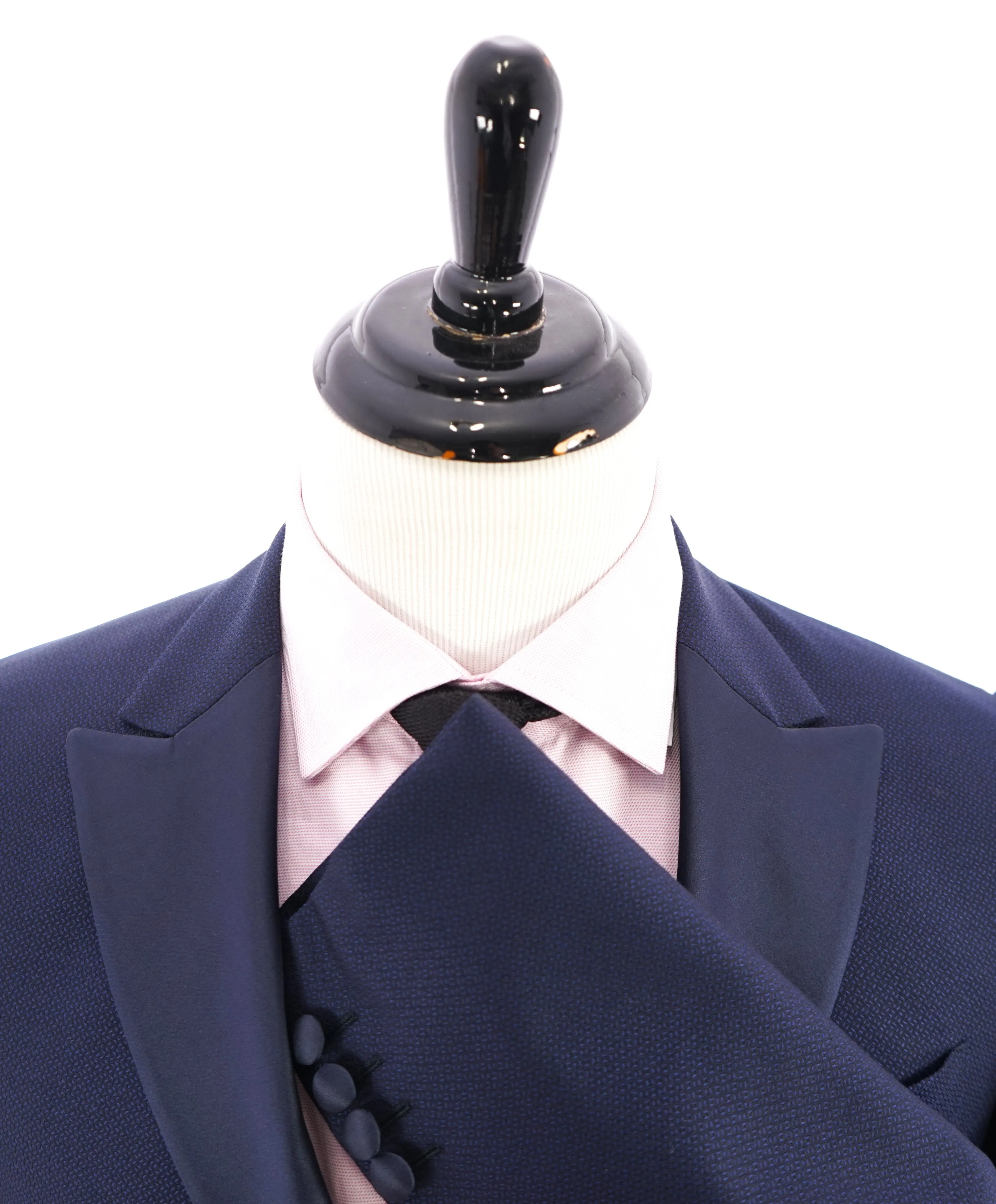 ARMANI COLLEZIONI - "M Line" Blue Geometric 1-Button Tuxedo Peak Lapels - 40R