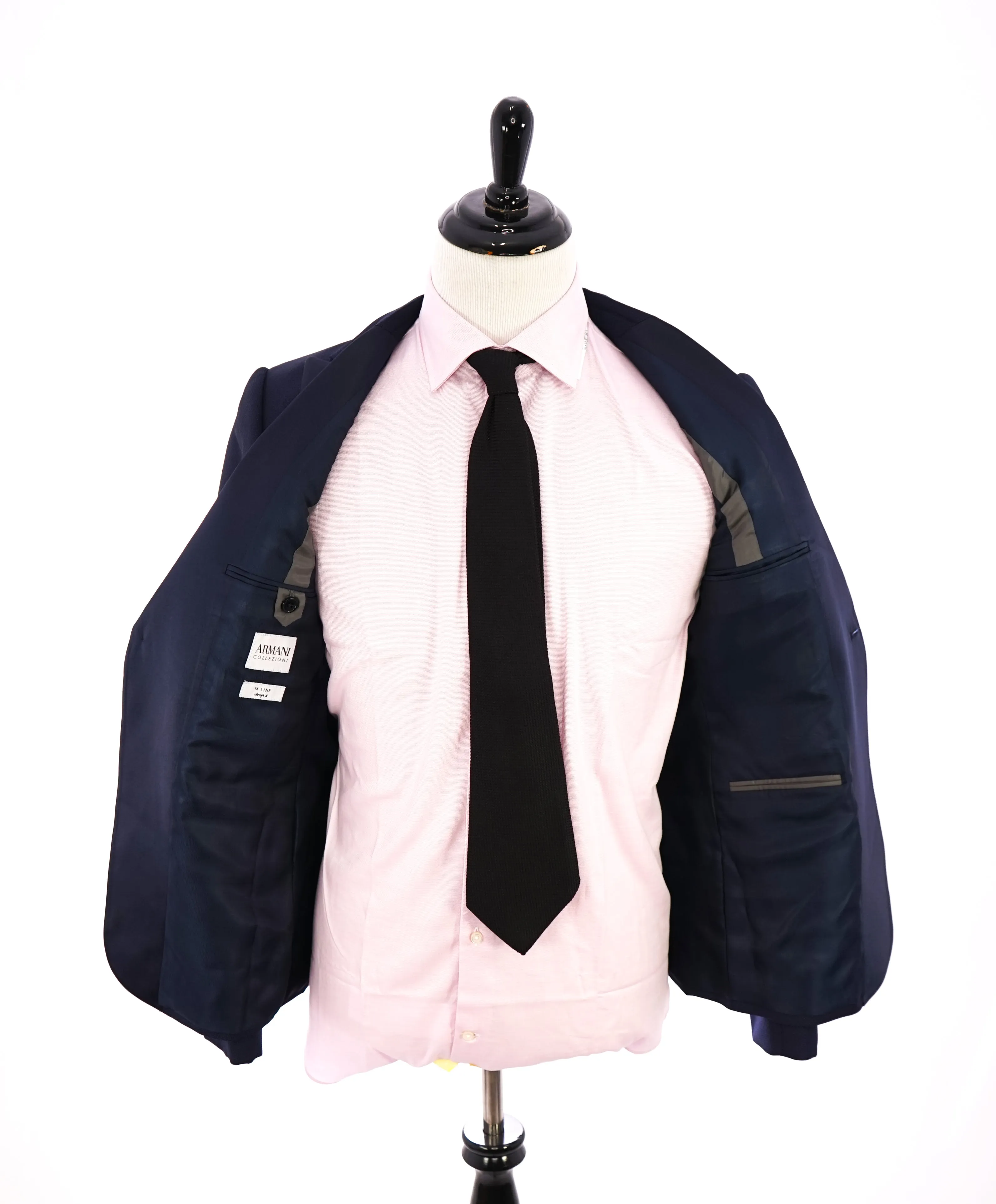 ARMANI COLLEZIONI - "M Line" Blue Geometric 1-Button Tuxedo Peak Lapels - 40R