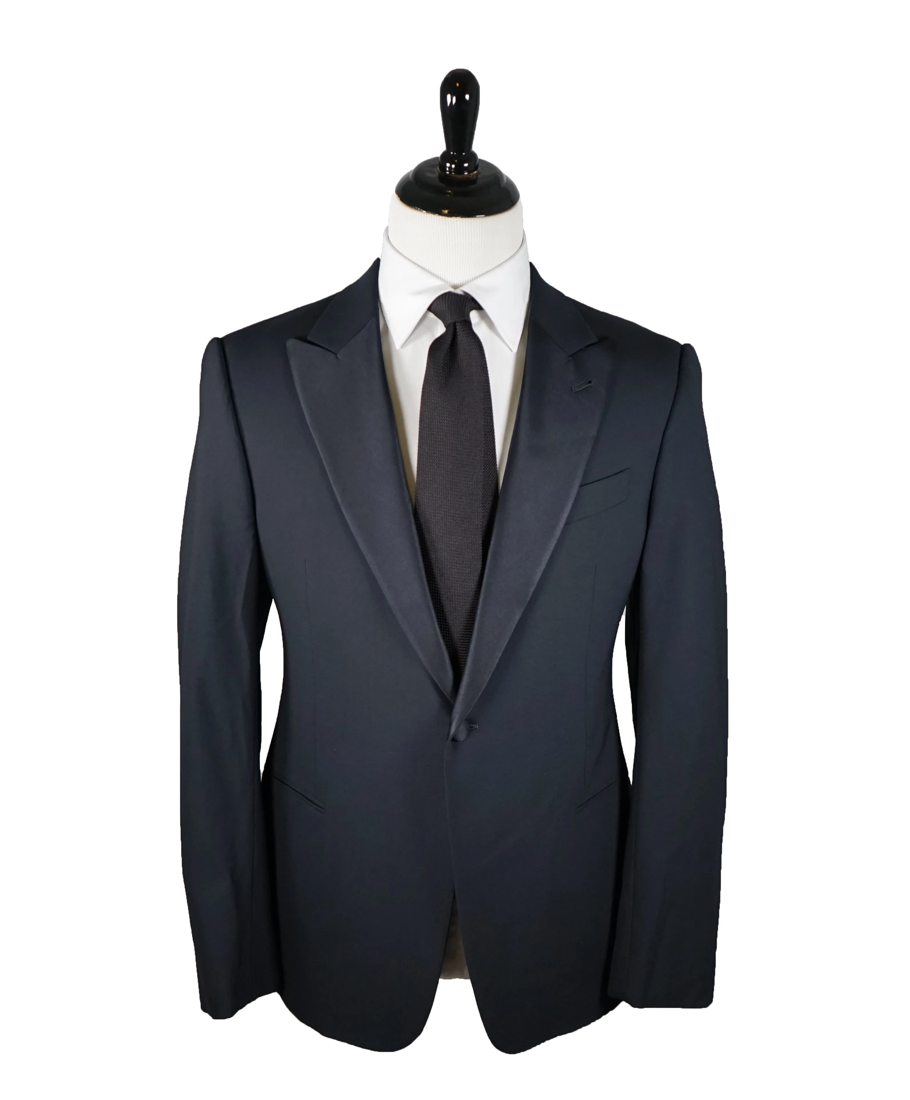 ARMANI COLLEZIONI - S Line Navy Blue Tuxedo Peak Lapels - 42R