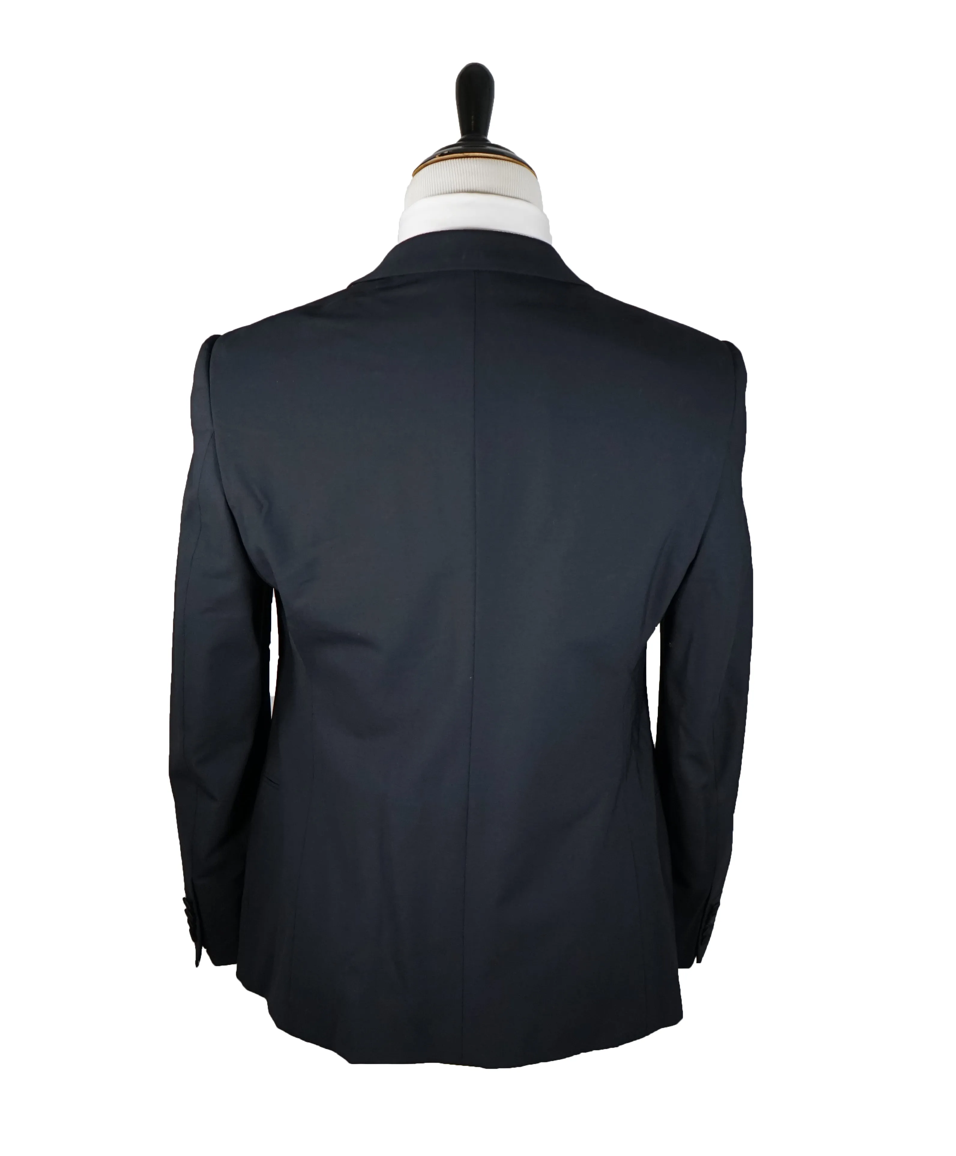 ARMANI COLLEZIONI - S Line Navy Blue Tuxedo Peak Lapels - 42R