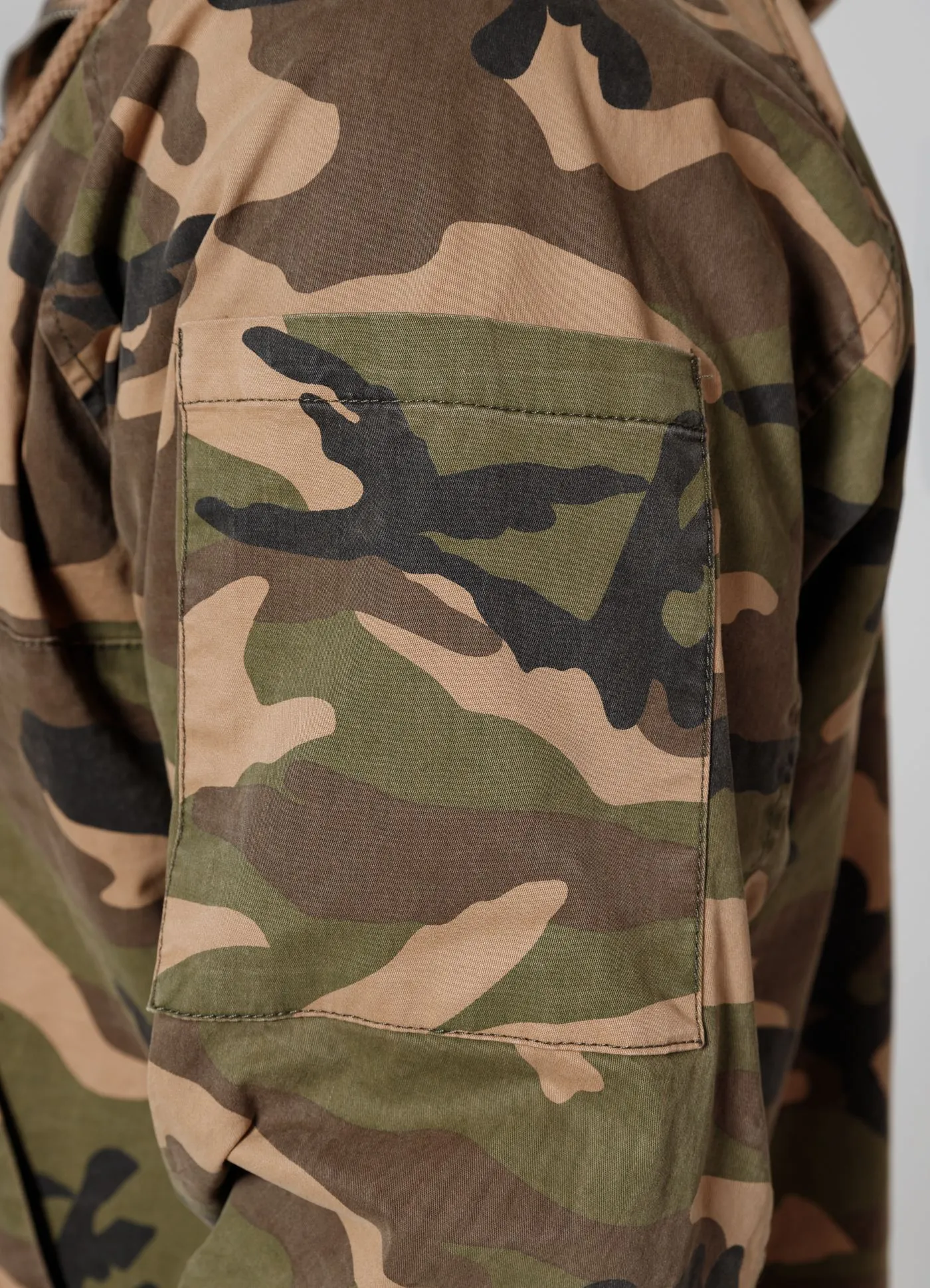 Bassmore Pullover Jacket - Camo