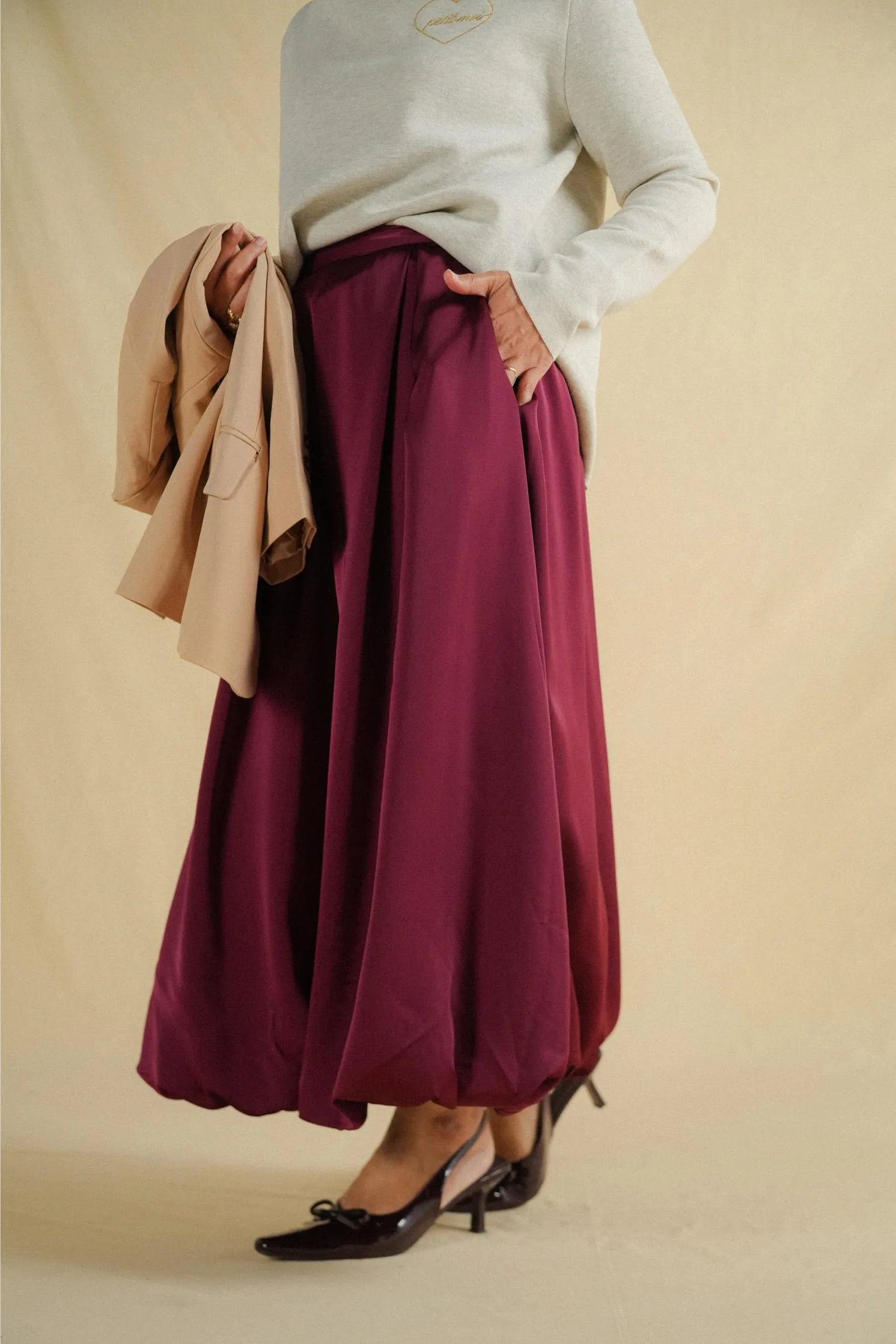 BUBBLE SKIRT IN BURGUNDY