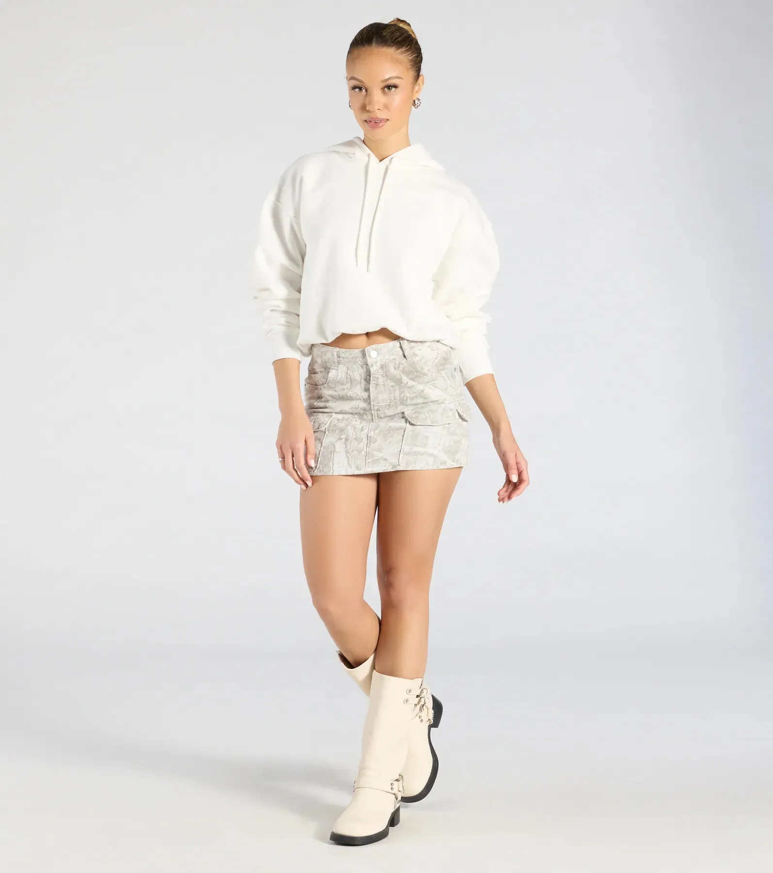 Comfy Mode Cropped Pullover Hoodie