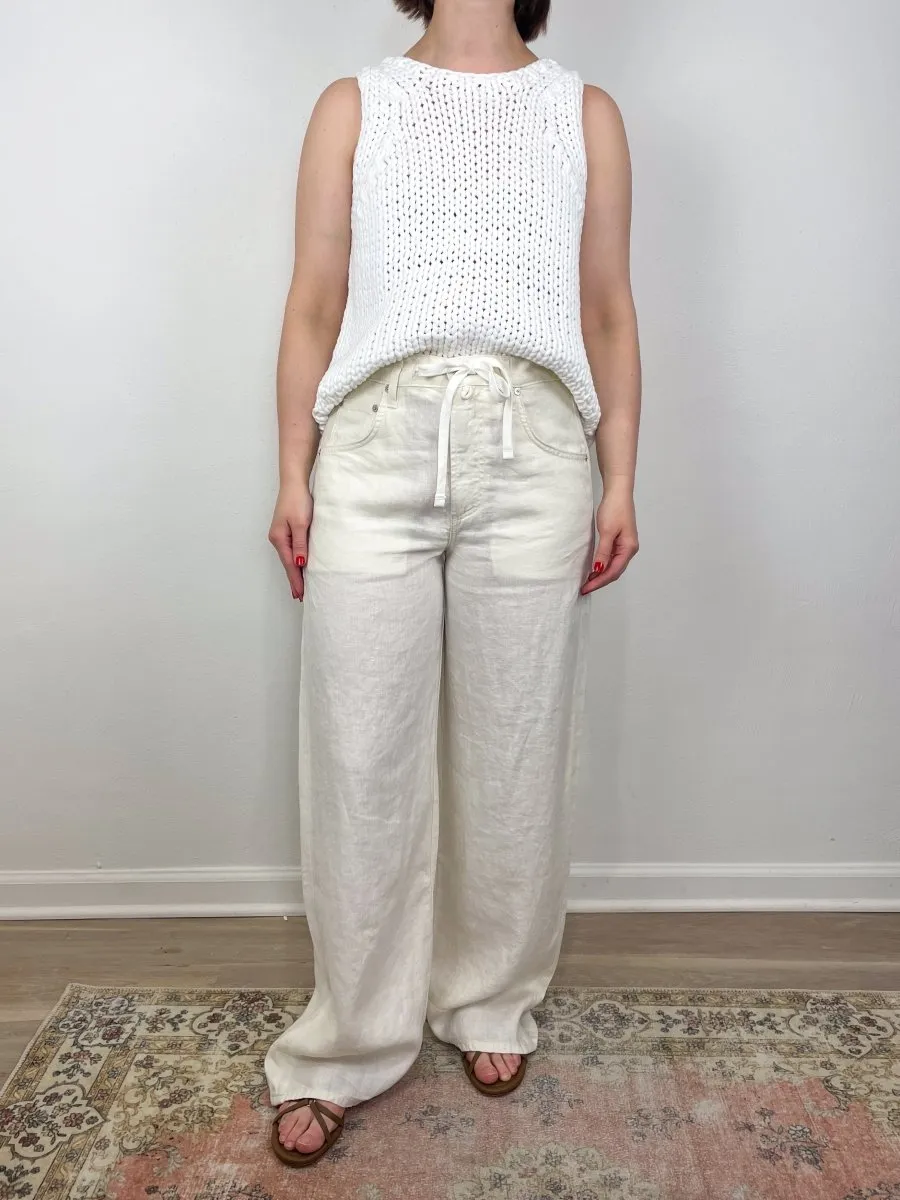 Deluxe Tube Yarn Sweater Tank in White