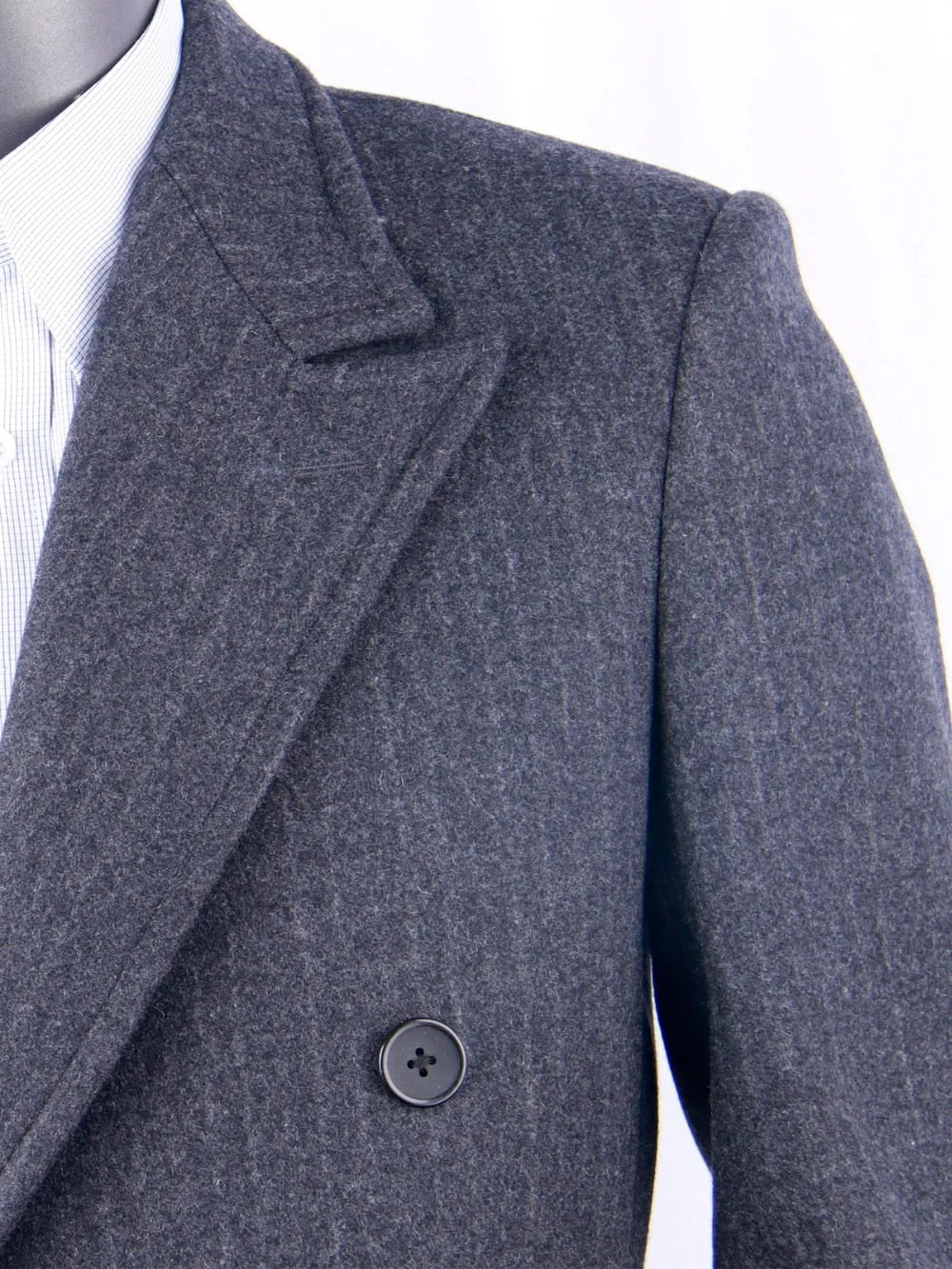 DOUBLE-BREASTED OVERCOAT