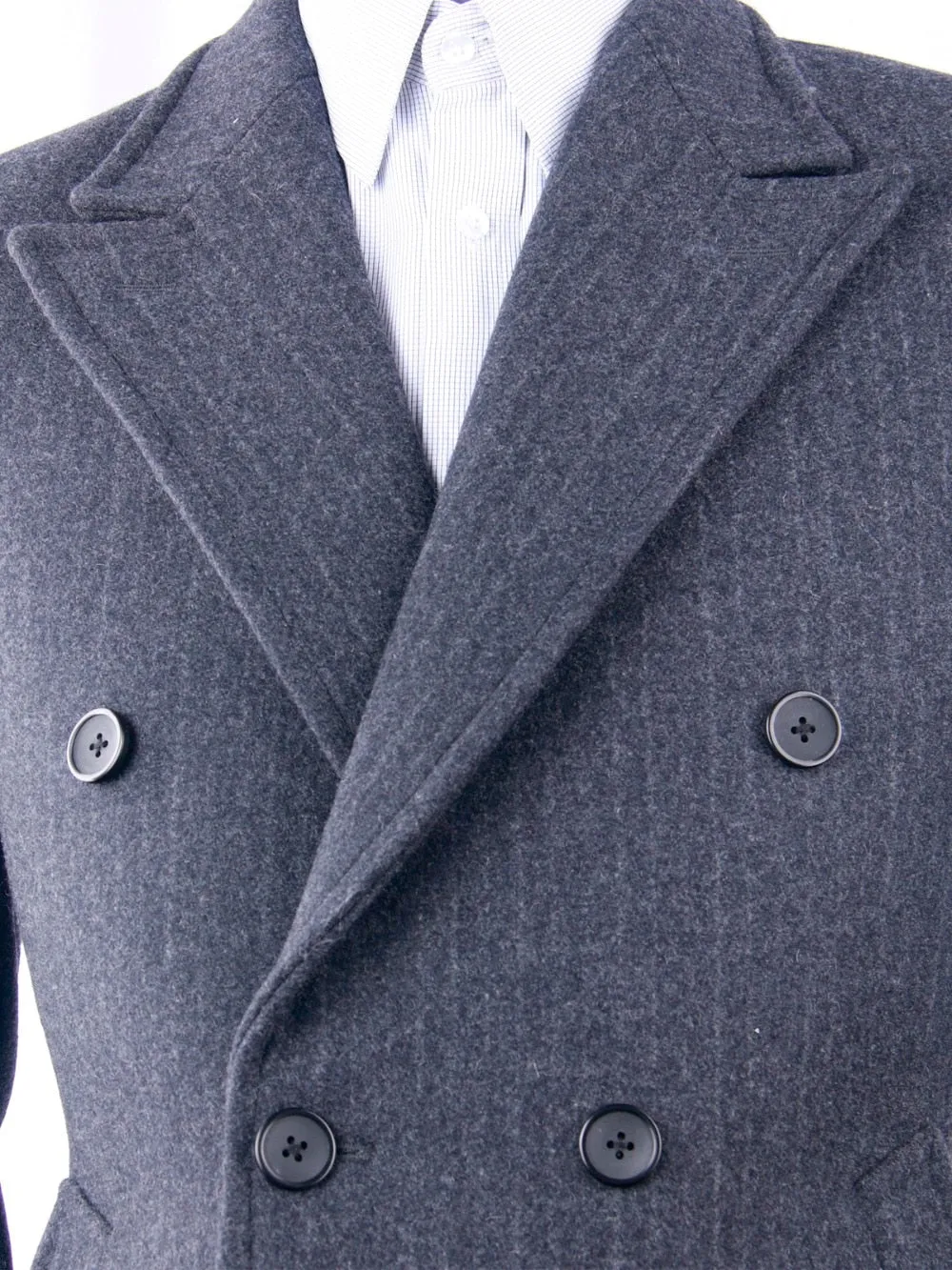 DOUBLE-BREASTED OVERCOAT