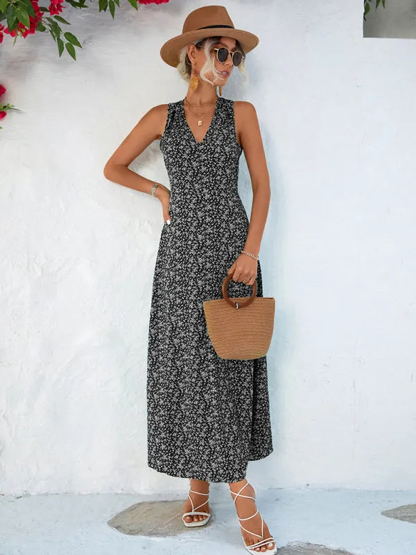 Floral Print Maxi Dress with V-Neck Halter Design