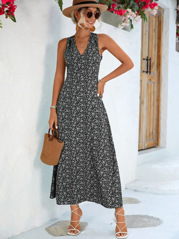 Floral Print Maxi Dress with V-Neck Halter Design