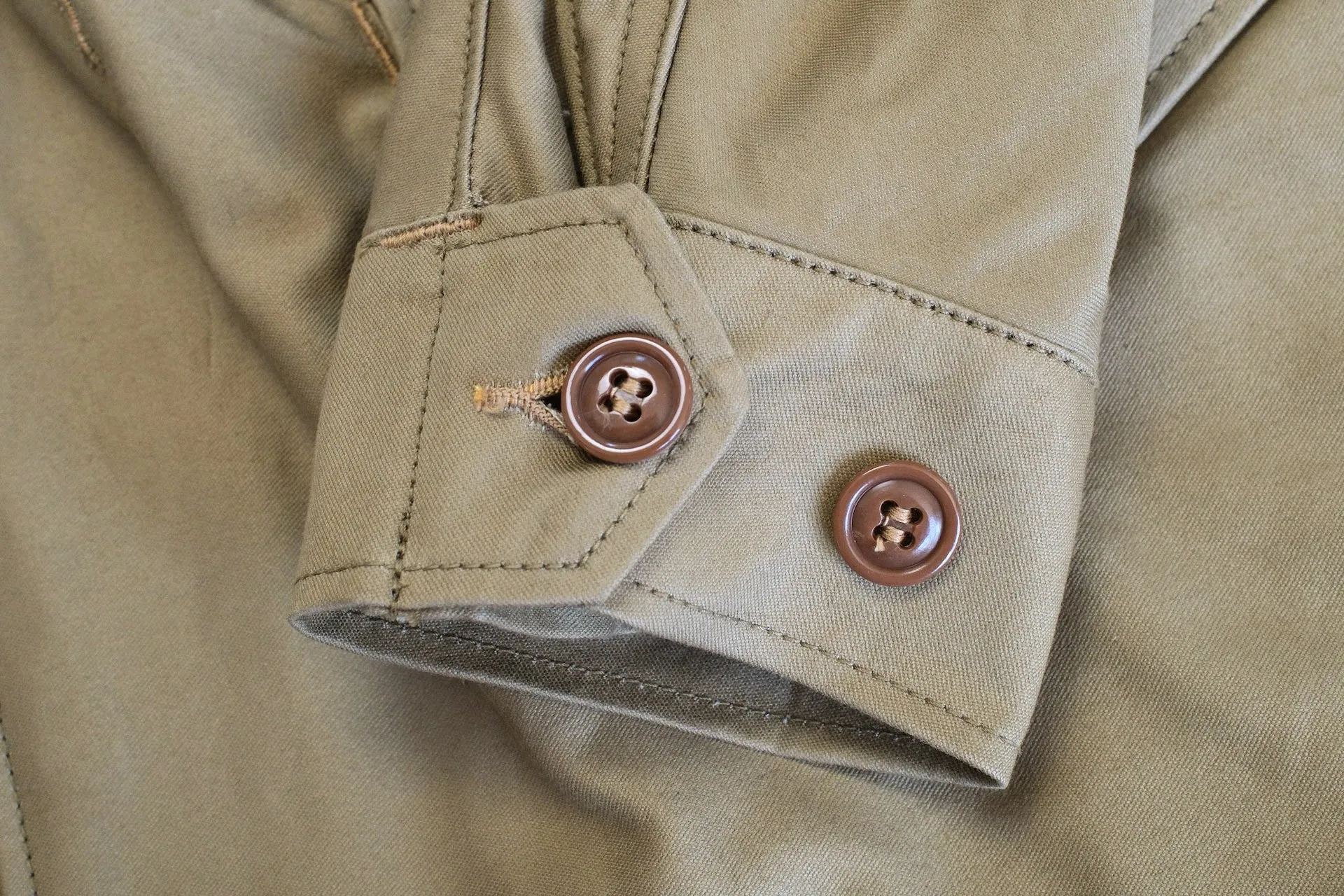 Freewheelers "M-1951" Military Back Satin Field Jacket (Dark Tan)