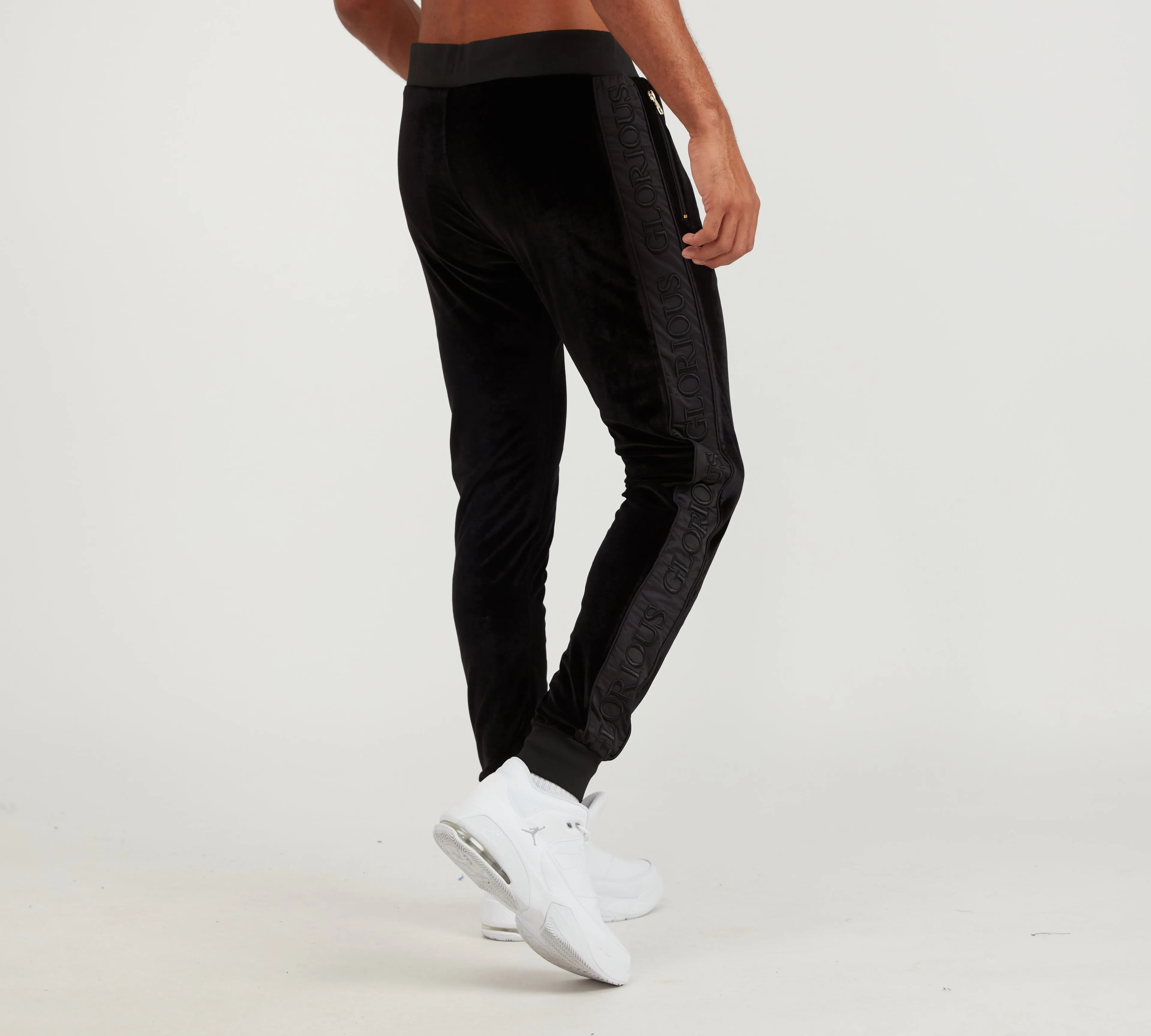 Glorious Gangsta Vega Velour Jogger Black