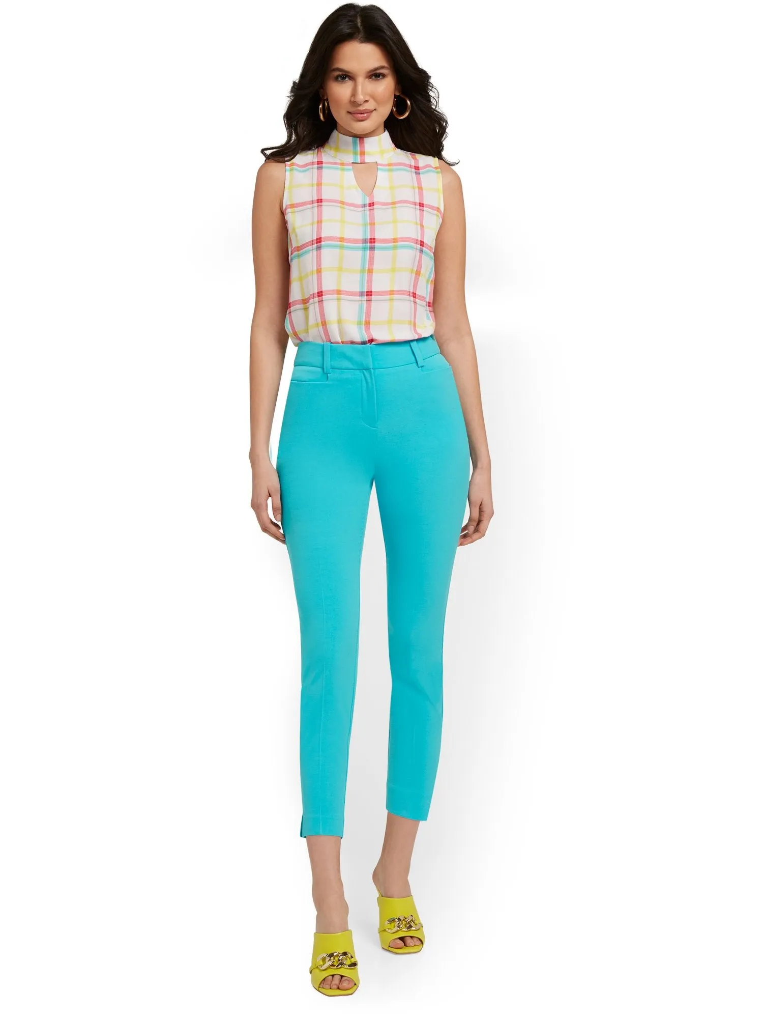 High-Waisted Capri Pant - Essential Stretch
