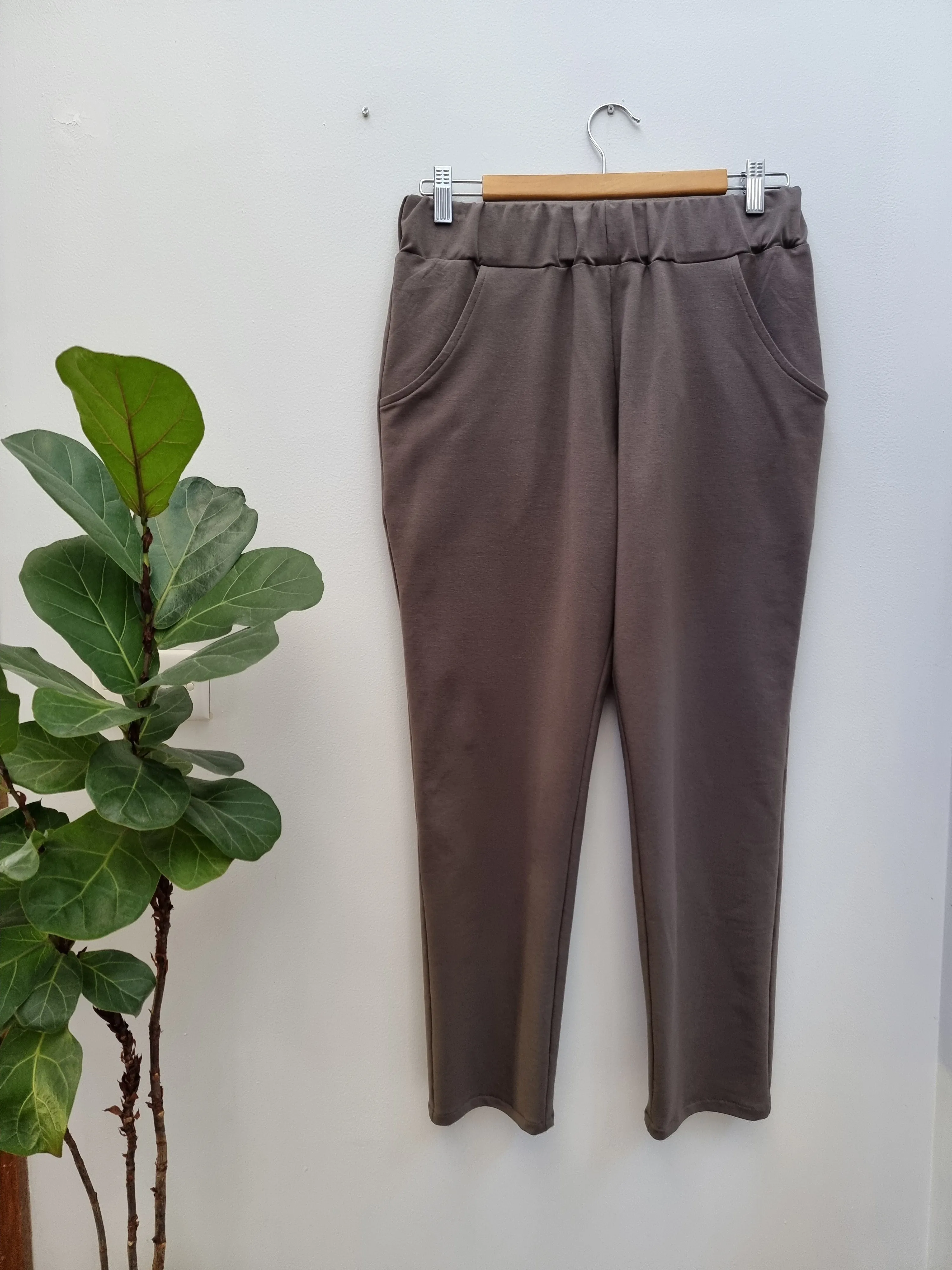 Khaki Slim Leg Casual Pant