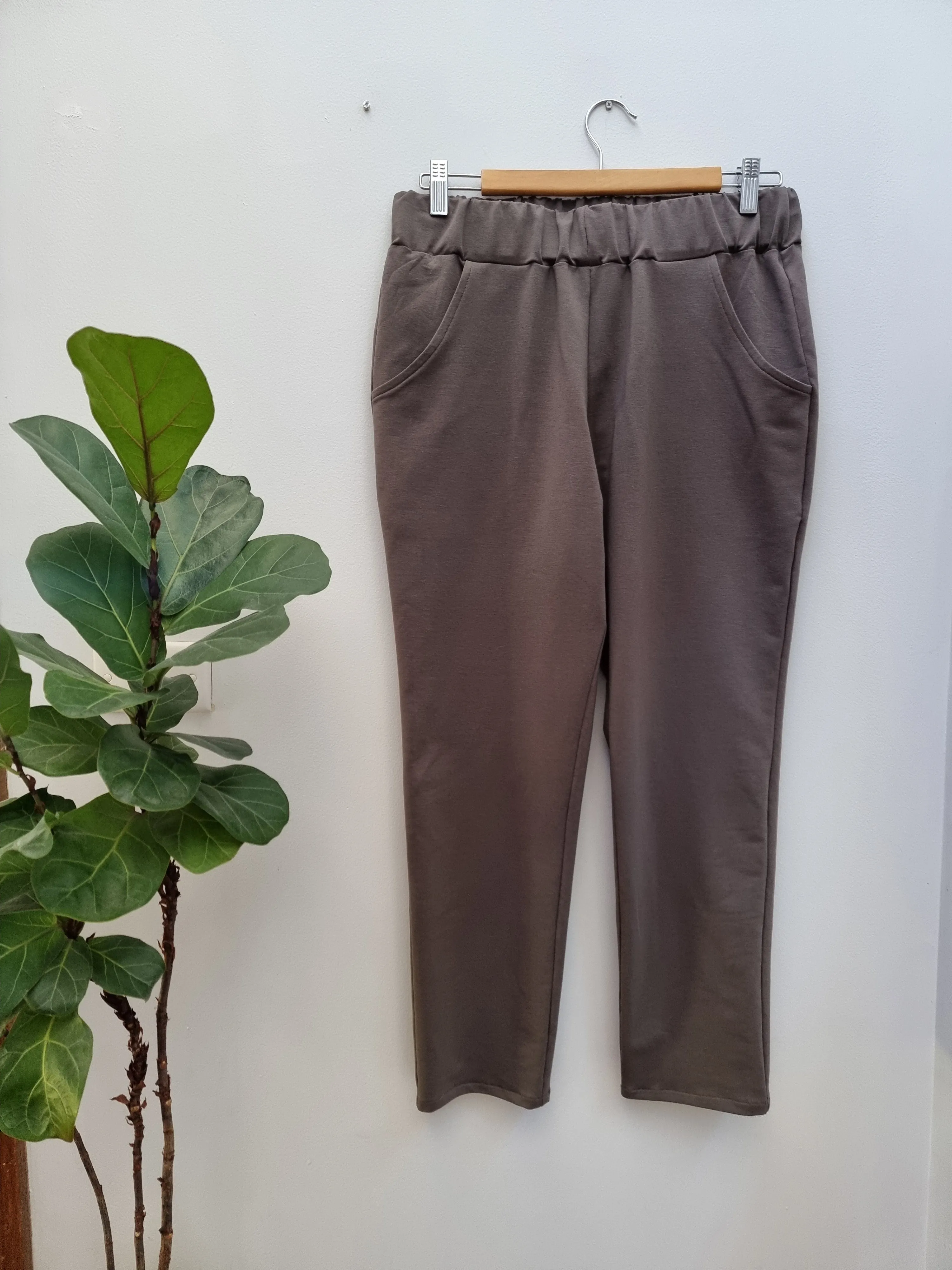 Khaki Slim Leg Casual Pant