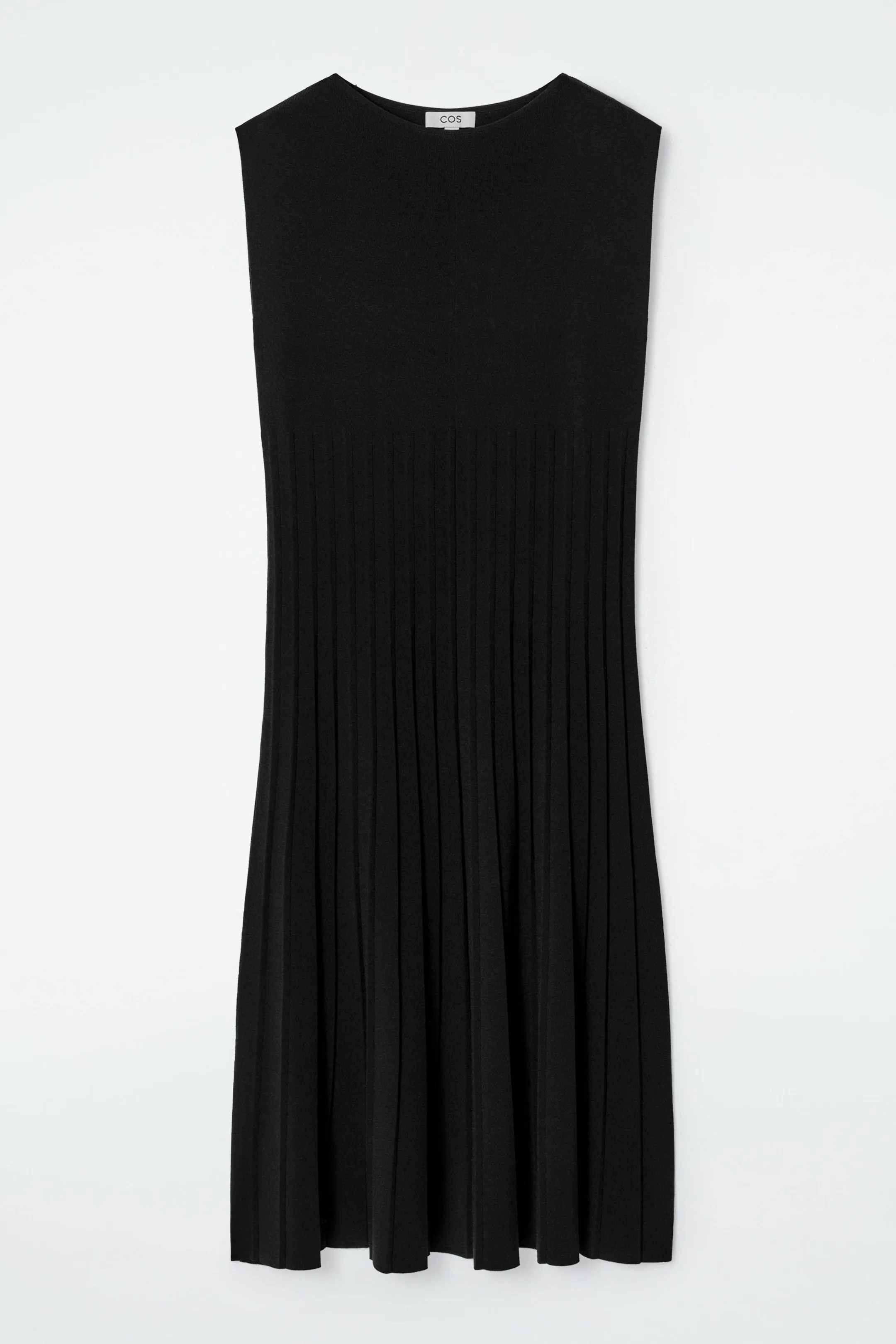 Knitted pleated maxi dress