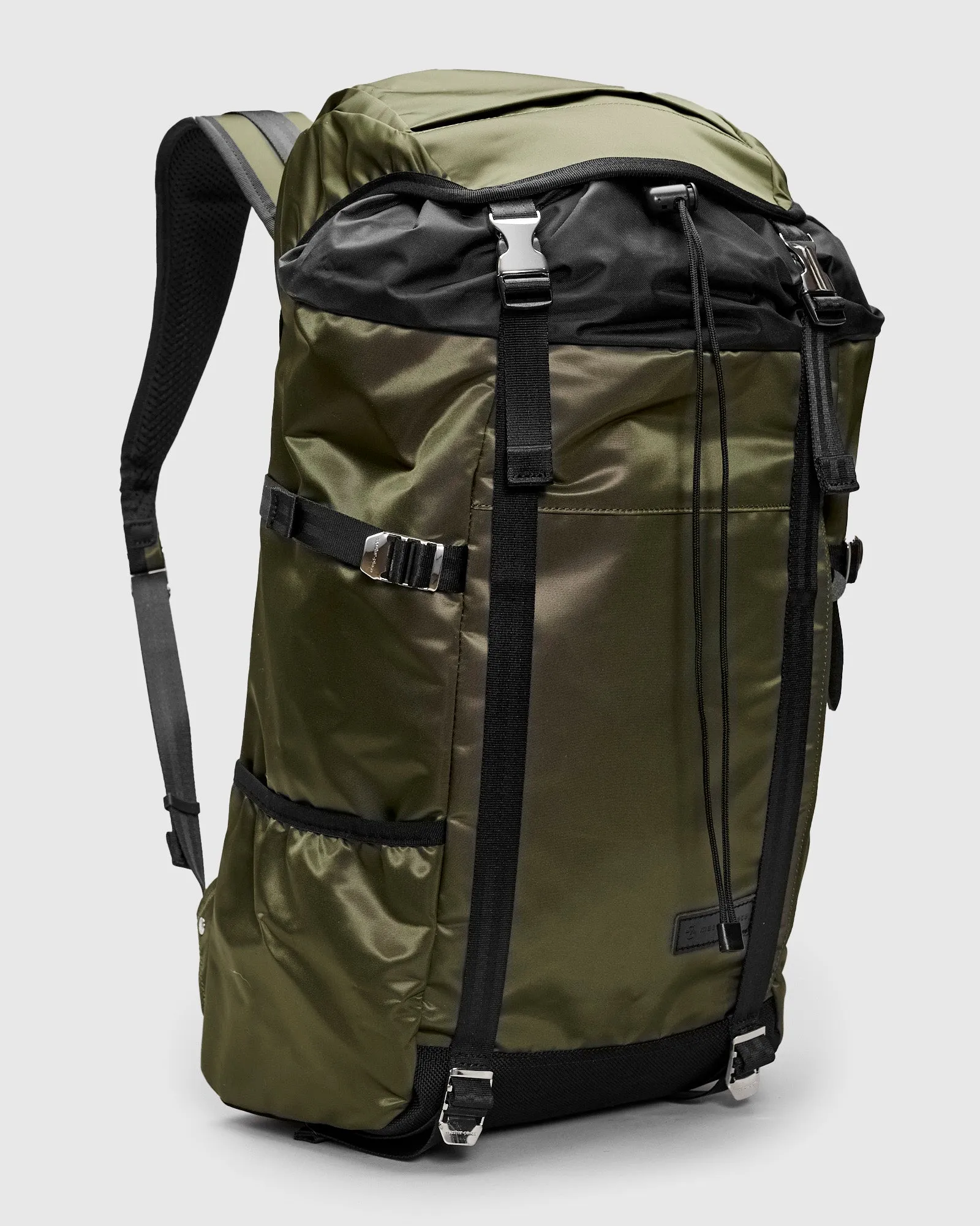Lightning V2 Backpack in Khaki