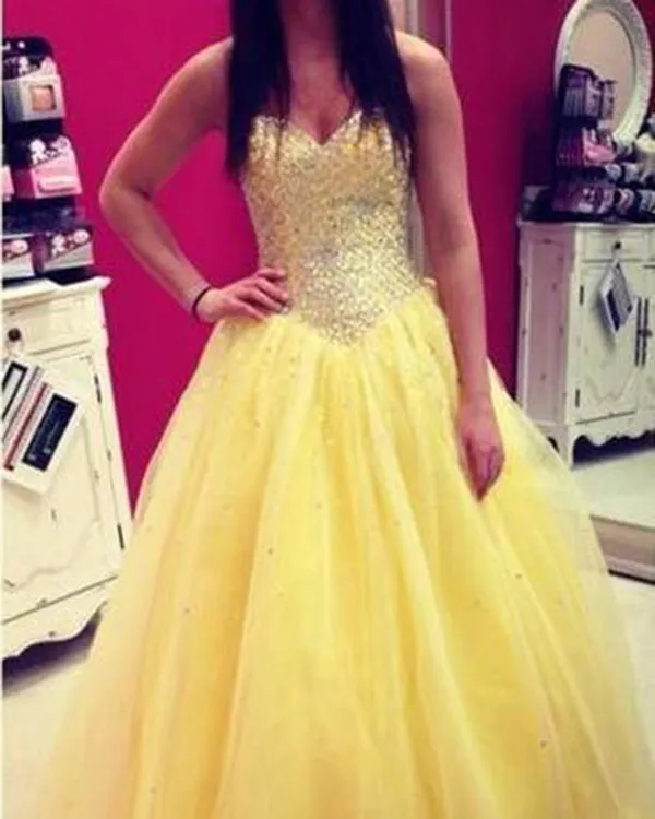 Lovely Yellow Tulle Puffy Ball Gown Quinceanera Dresses 2018 Sweet 16 Dresses Beaded Sequins Lace-up Back Vestidos De 15