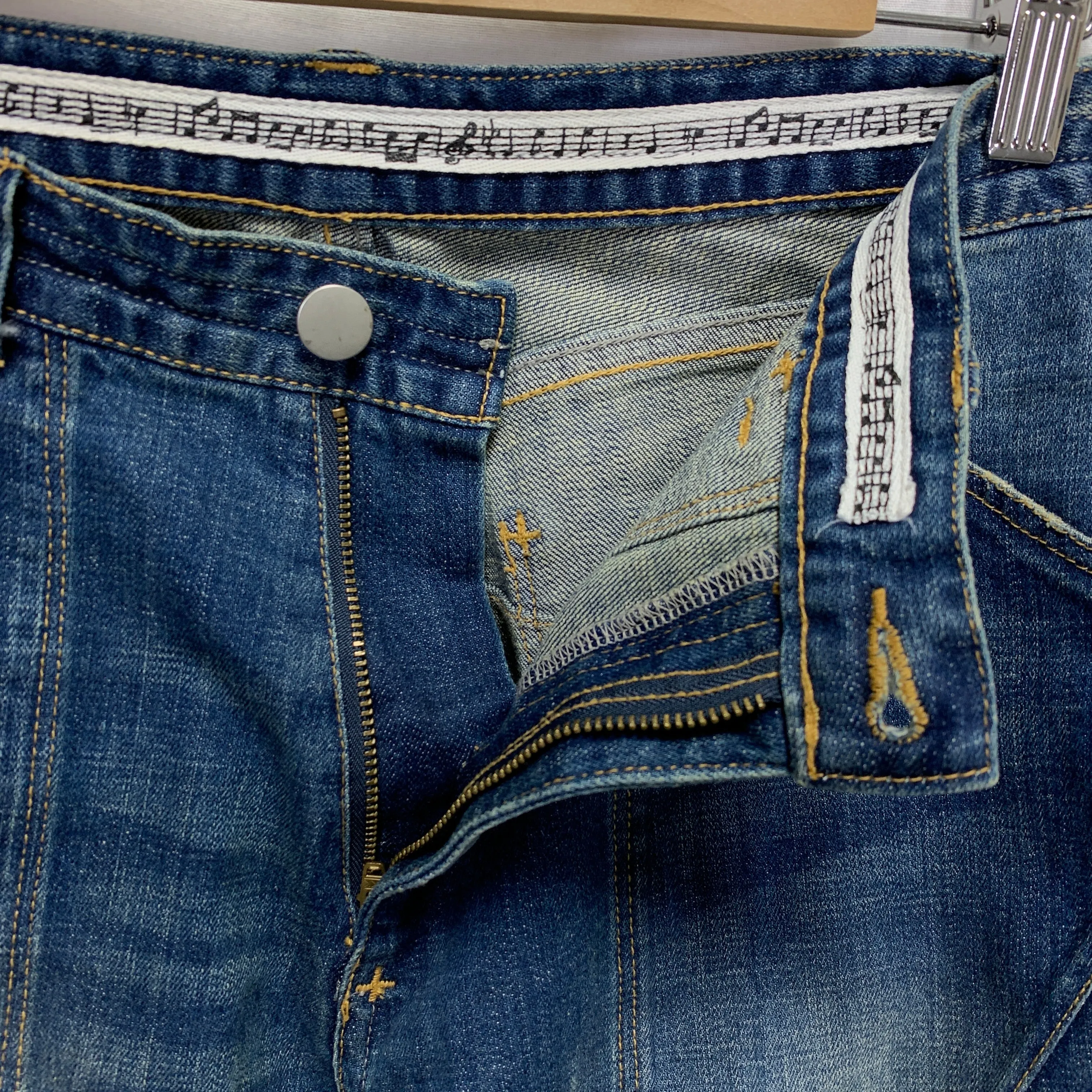 [M] Number Nine Distressed Denim Skinny Cut Denim Jeans