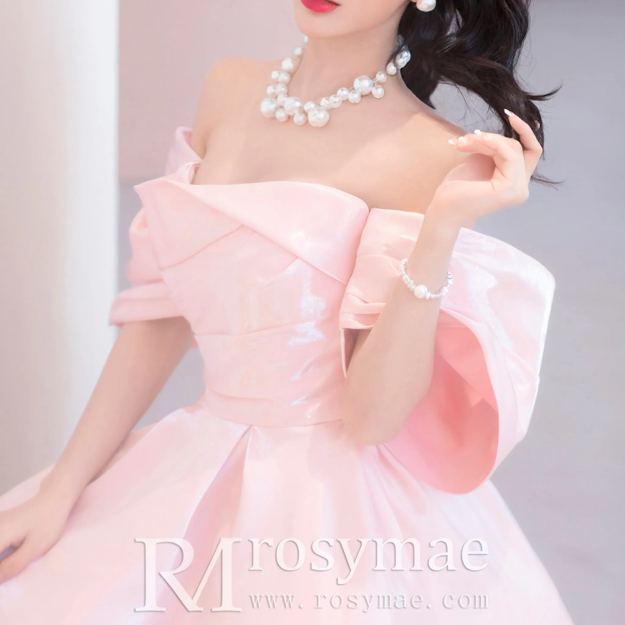 Off the Shoulder Womens Pink Cocktail & Party Dresses