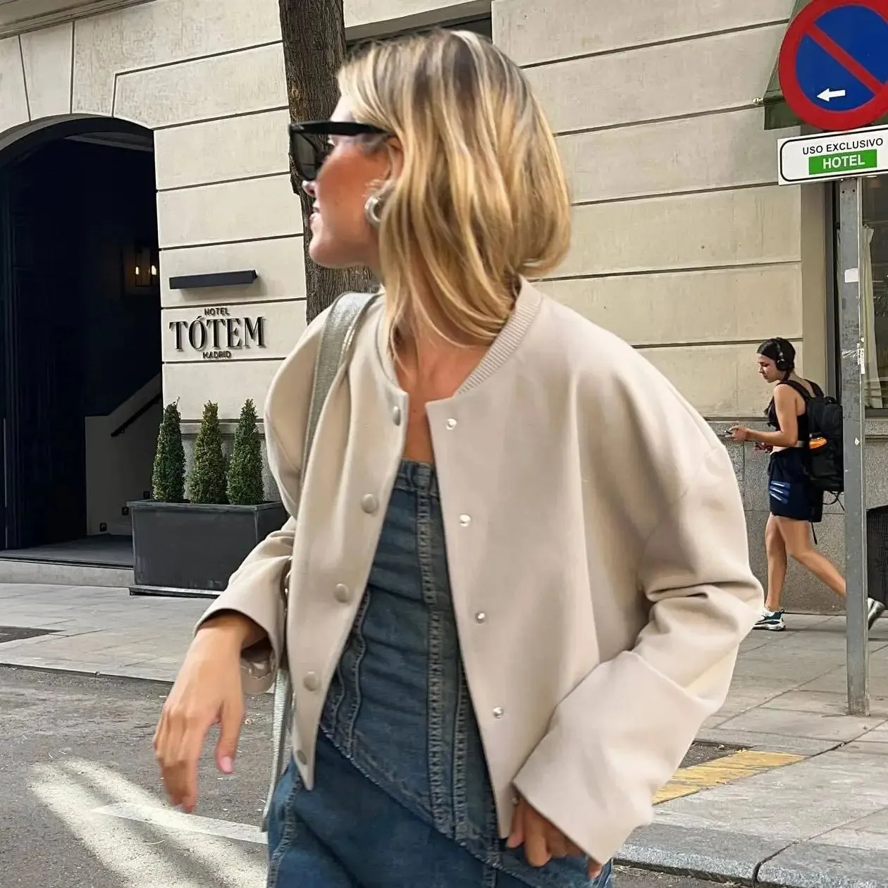 OLIVIA | CROPPED BOMBER JACKET
