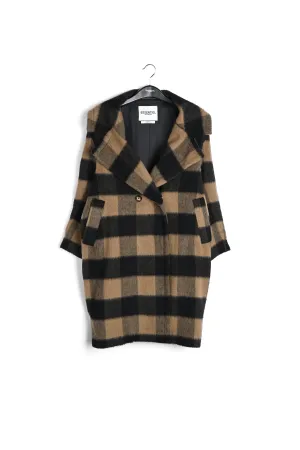 Oversized jacket with brown and black checks