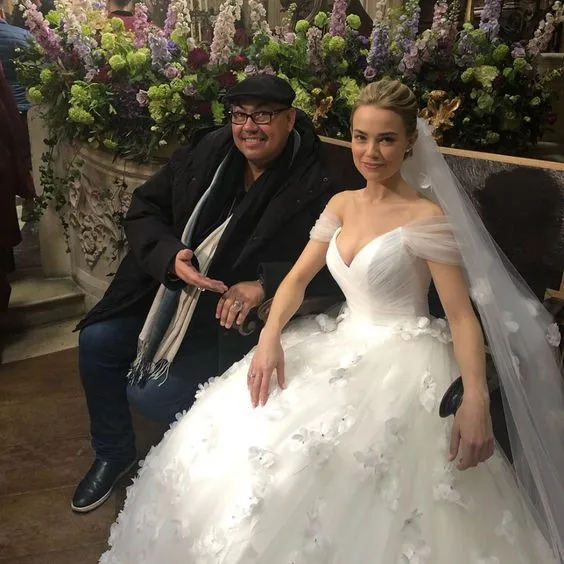 Princess Off-the-shoulder Flower Wedding Gown 2020