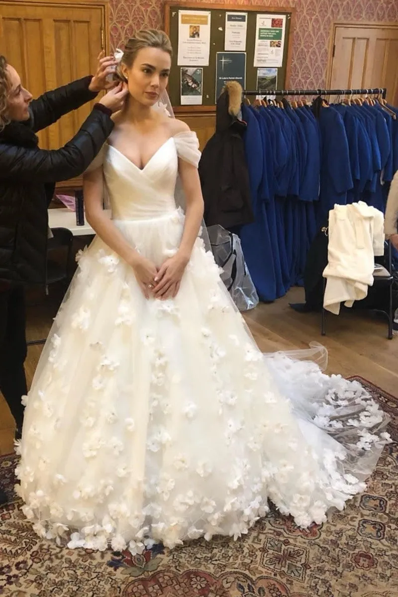 Princess Off-the-shoulder Flower Wedding Gown 2020