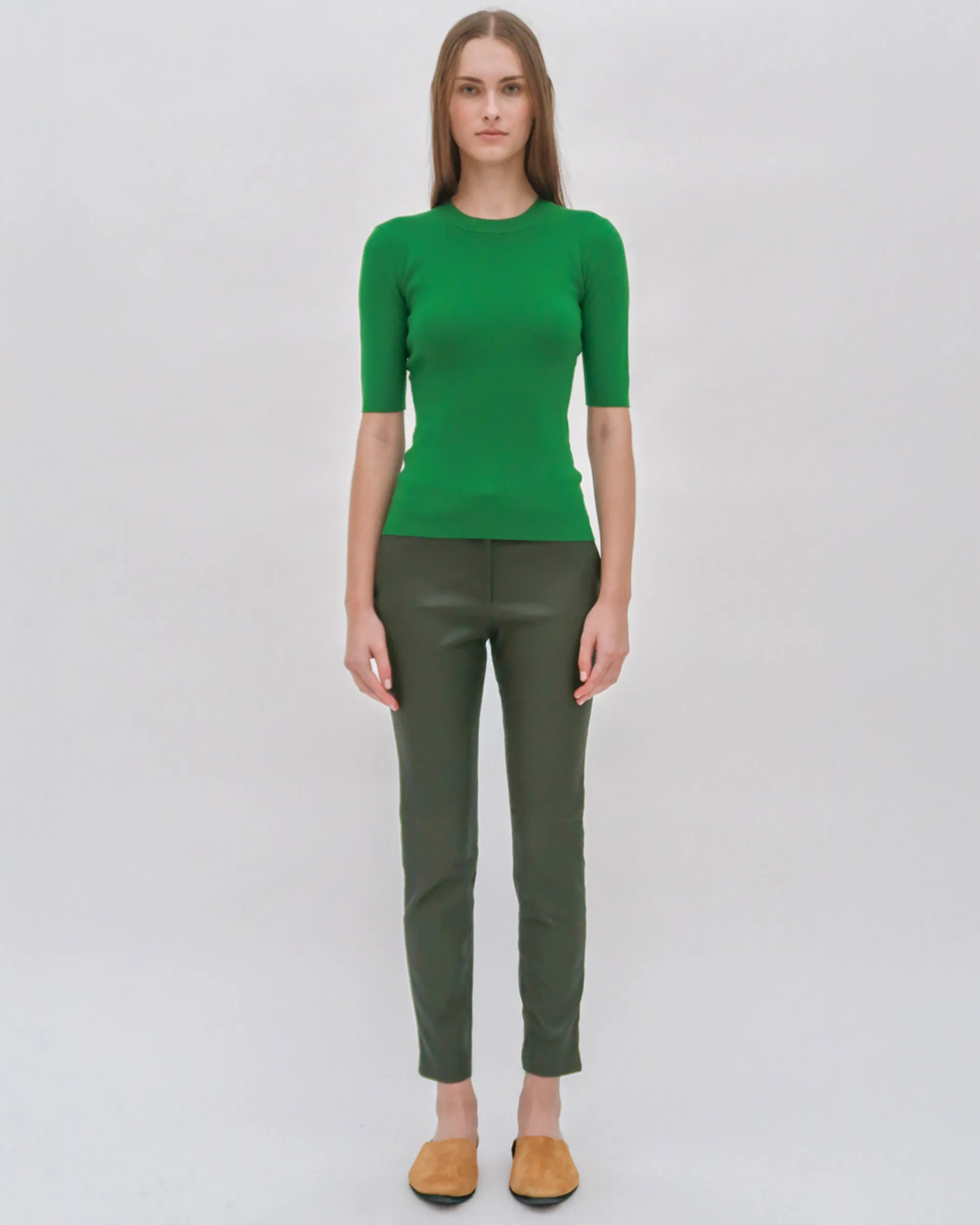 RIBBED CROPPED SLEEVE SWEATER