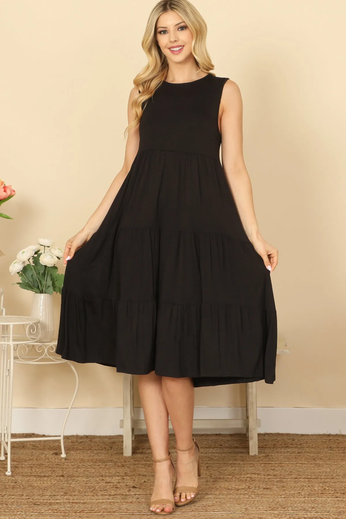 ROUND NECK SLEEVELESS TIERED SOLID DRESS