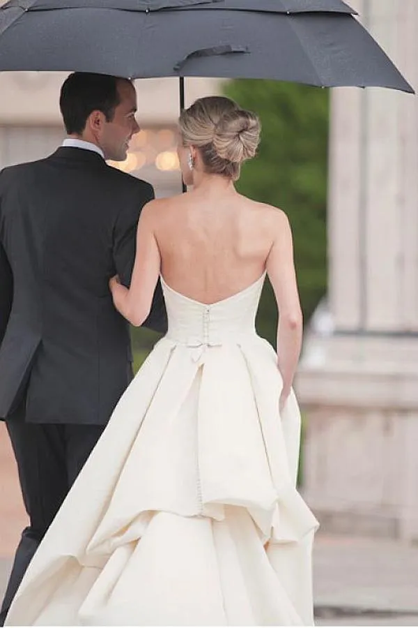 Roycebridal Simple Ivory Satin Sweetheart Strapless Wedding Dress With Court Train, MW532