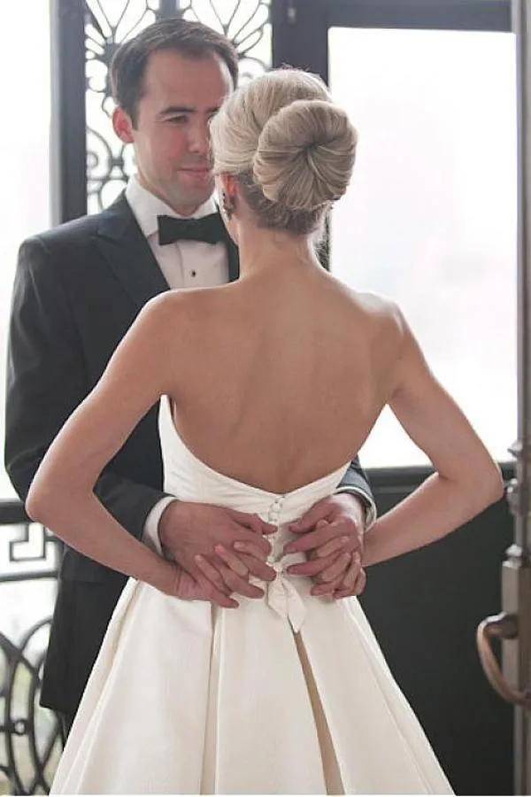 Roycebridal Simple Ivory Satin Sweetheart Strapless Wedding Dress With Court Train, MW532