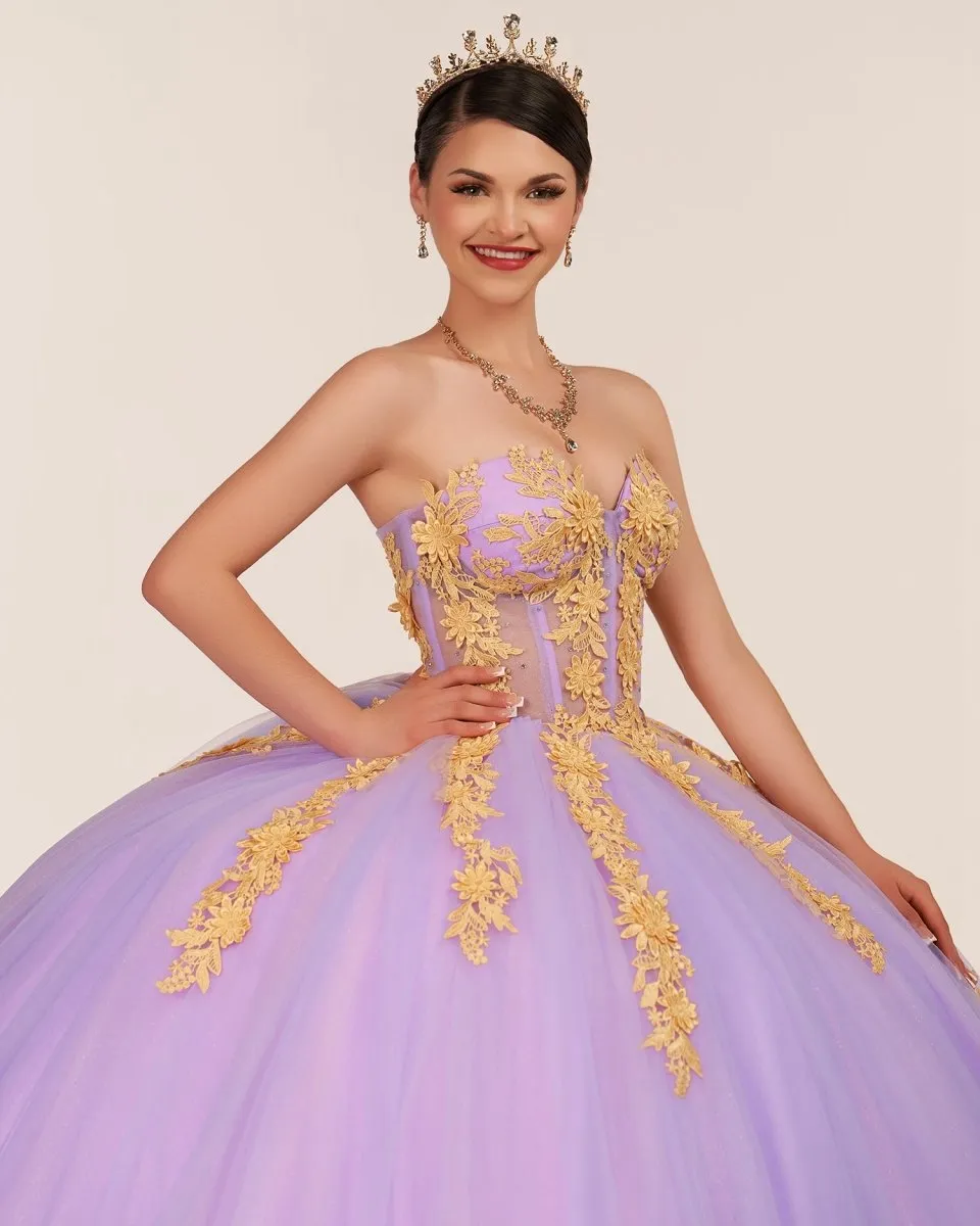 Sweetheart Sleeveless Quinceanera Dresses with Appliques
