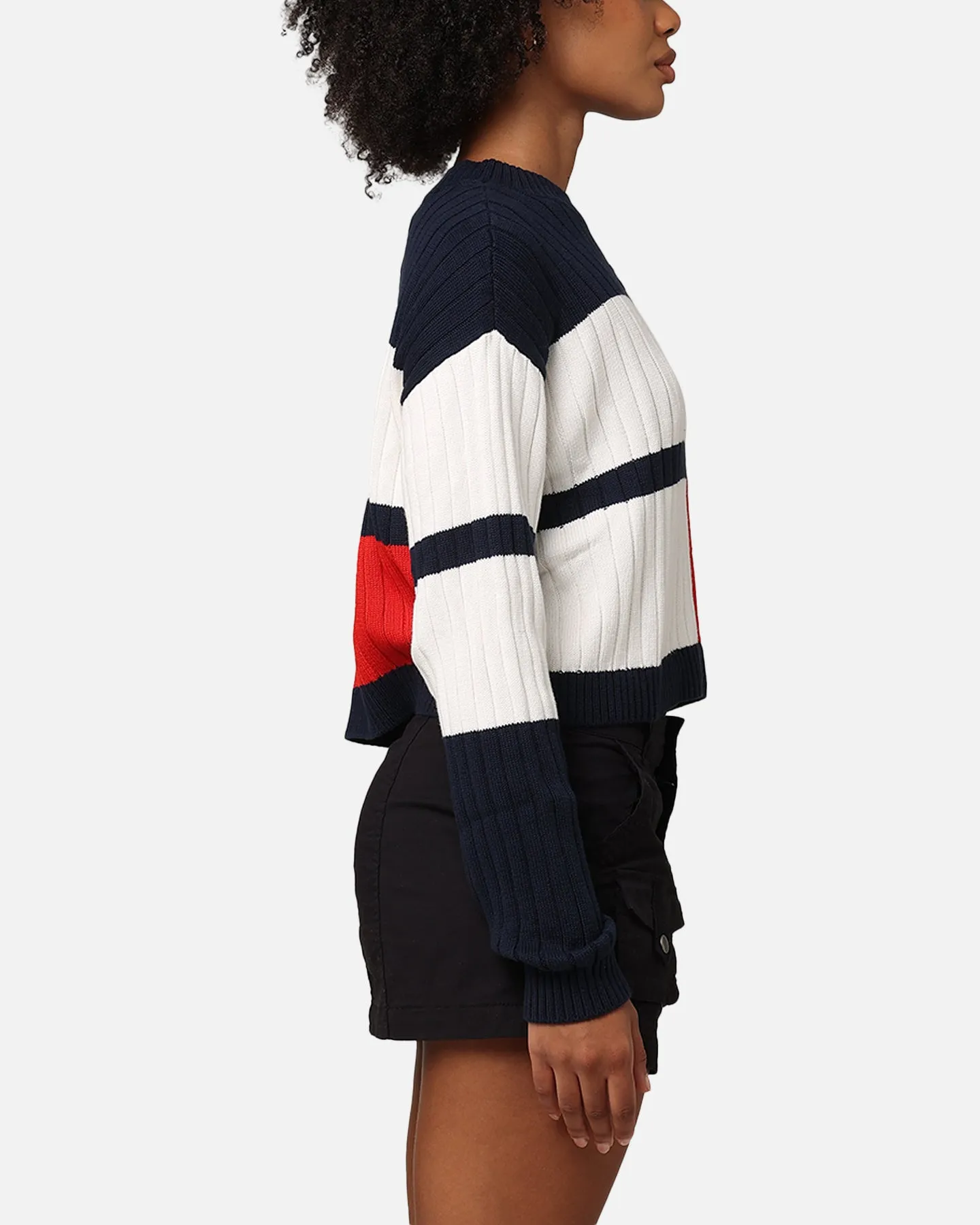 Tommy Jeans Women's TJW Colourblock Badge Sweater Ancient White/Multi