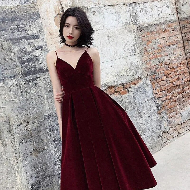 Twotwinstyle Backless Spaghetti Strap Sleeveless High Waist Sexy Party Dress With V-Neck