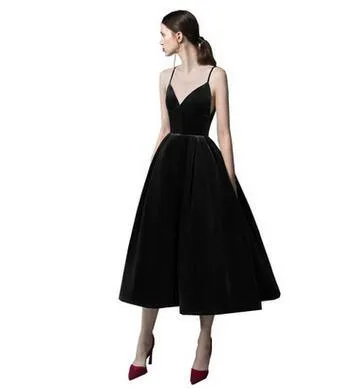 Twotwinstyle Backless Spaghetti Strap Sleeveless High Waist Sexy Party Dress With V-Neck