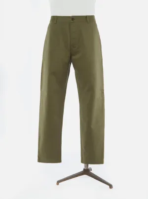 【Universal Works】Military Chino In Light Olive Twill／橄欖色休閒軍褲