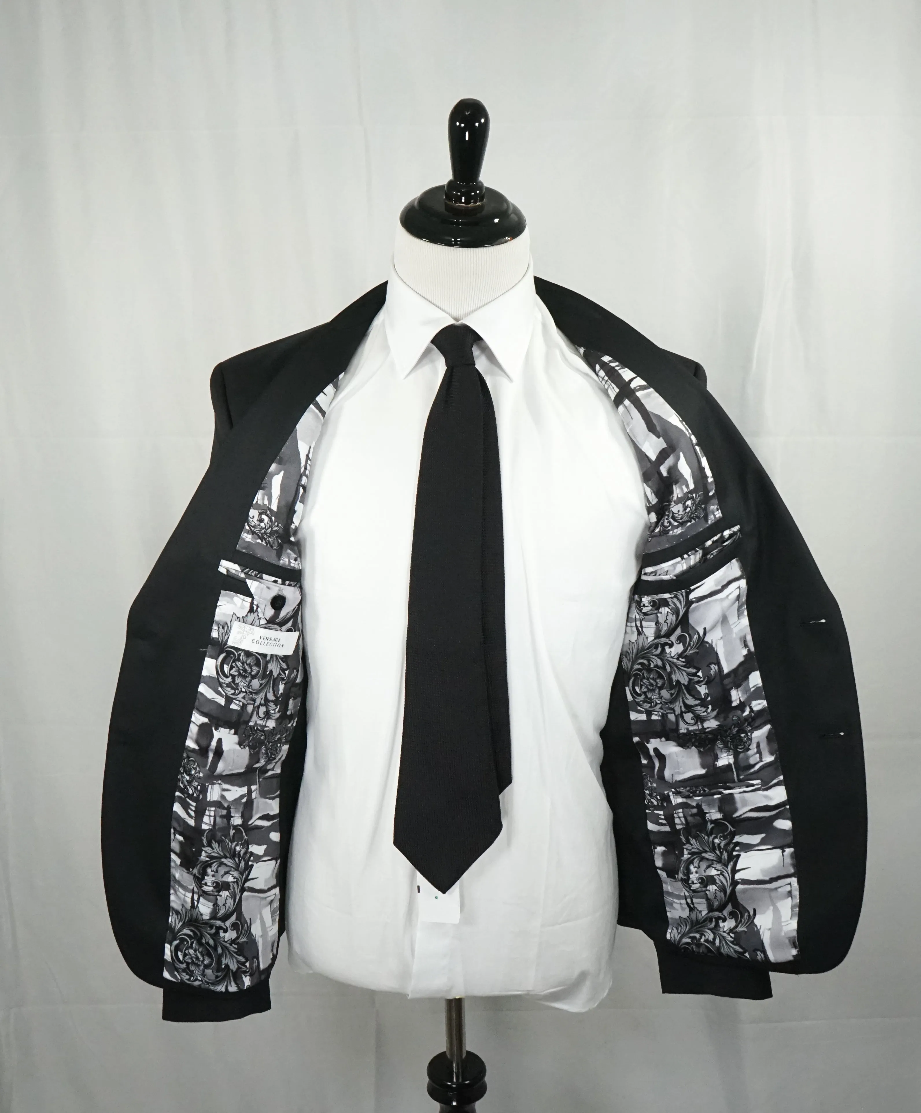 VERSACE COLLECTION - Peak Lapel Black Suit W Baroque Lining - 38R