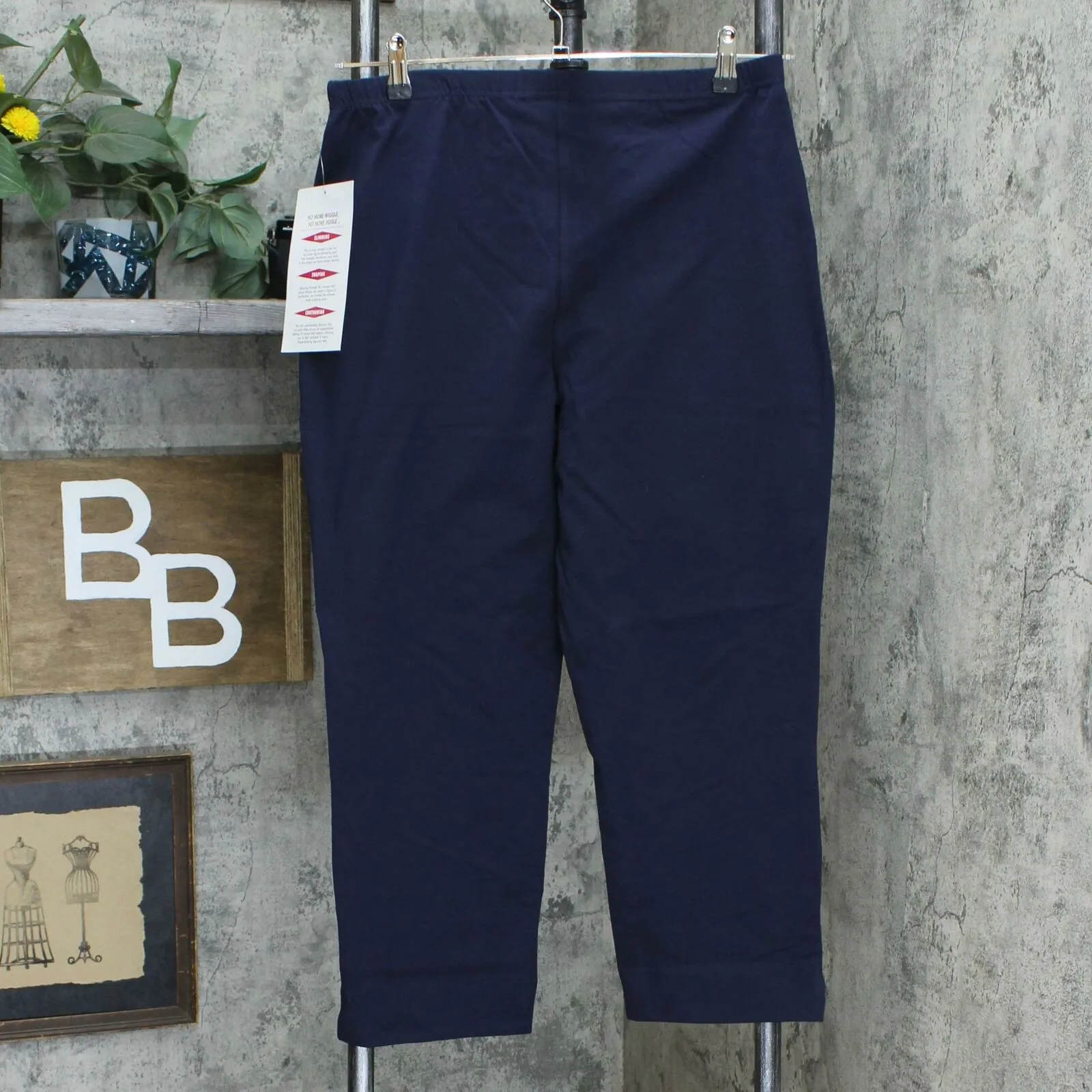 Women with Control Pull On Knit Crop Pants